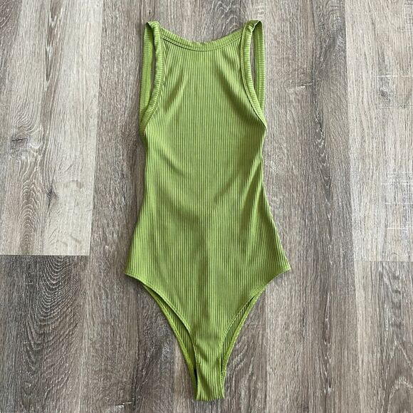 Reformation High Neck Ribbed Sleeveless Bodysuit Green - Size: XS - Picture 5 of 7